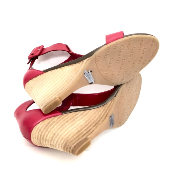 🌹Caslon Red Leather T-Strap Wedge Sandals🌹 - Picture 8 of 8